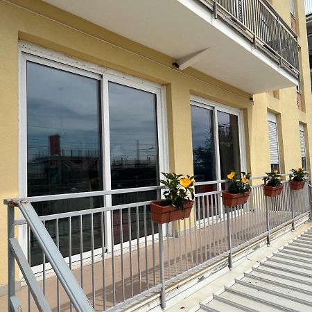Piccolo Hotel Di ลาวาญา ภายนอก รูปภาพ
