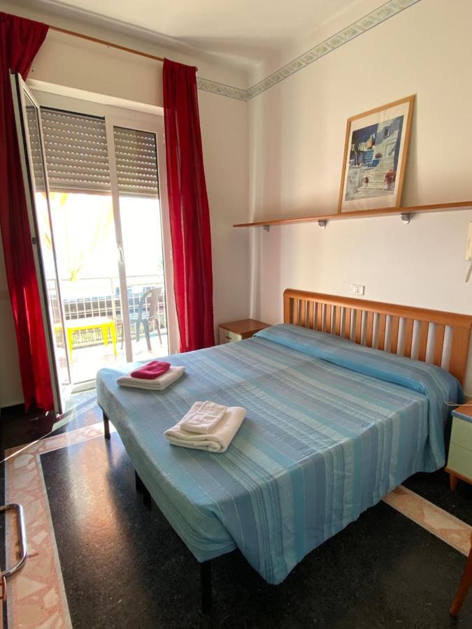 Piccolo Hotel Di ลาวาญา ภายนอก รูปภาพ