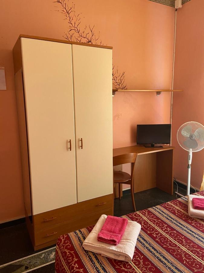 Piccolo Hotel Di ลาวาญา ภายนอก รูปภาพ