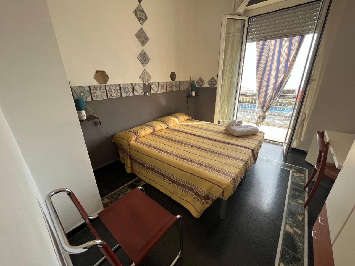 Piccolo Hotel Di ลาวาญา ภายนอก รูปภาพ